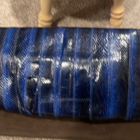 Michael kors snakeskin clutch - Picture 4 of 10